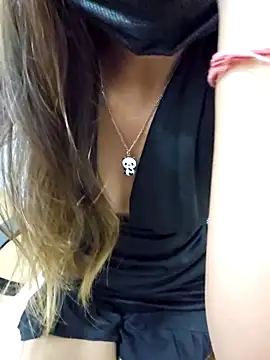 SchoolGirl Sona online show from December 2025 06:36:01 PM