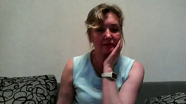 IrynaMolbertx online show from October 2025 07:03:02 PM