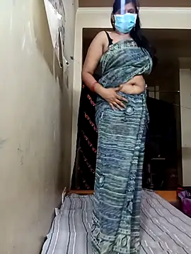 reena502 online show from September 2025 05:35:02 PM