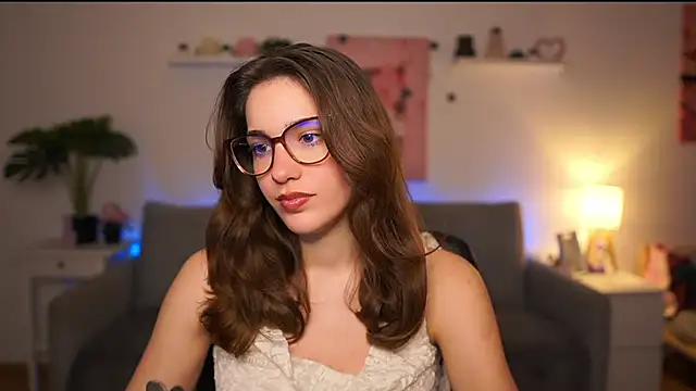 kissie cat online show from February 2026 02:20:02 PM