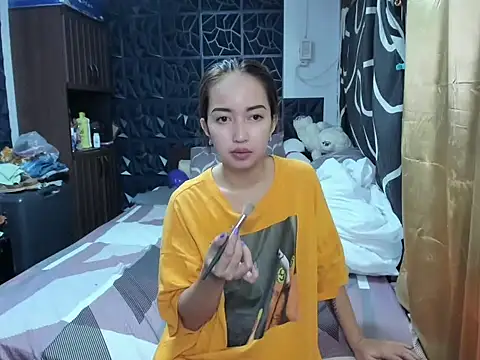 Snapshot of Soft_Angel8 chatting on October 2025 05:48:02 AM Soft Angel8 online show from October 2025 05:48:02 AM