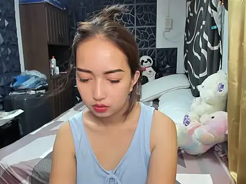 Snapshot of Soft_Angel8 chatting on October 2025 03:43:01 AM Soft Angel8 online show from October 2025 03:43:01 AM