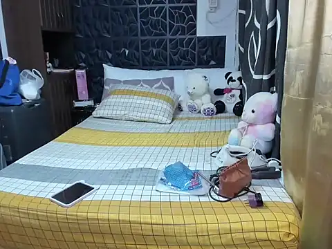 Snapshot of Soft_Angel8 chatting on November 2025 01:32:02 PM Soft Angel8 online show from November 2025 01:32:02 PM