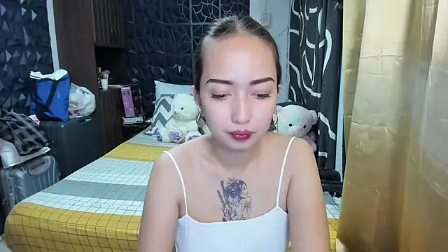 Snapshot of Soft_Angel8 chatting on November 2025 01:06:01 PM Soft Angel8 online show from November 2025 01:06:01 PM