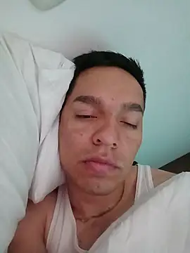 Snapshot of Carl_Strip chatting on October 2025 04:48:02 PM Carl Strip online show from October 2025 04:48:02 PM