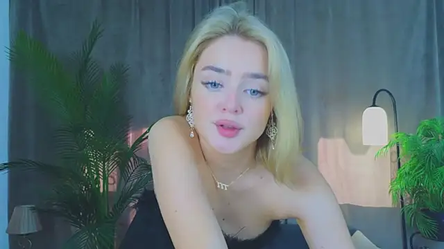 Snapshot of Relax_Time_ chatting on June 2026 03:43:01 PM Relax Time online show from June 2026 03:43:01 PM