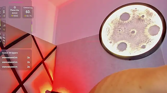 Snapshot of venus-03 chatting on November 2025 03:34:01 PM venus-03 online show from November 2025 03:34:01 PM