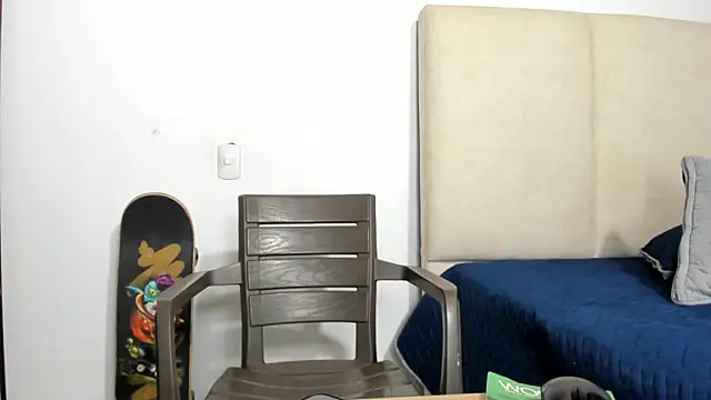 Hector 21  online show from October 2025 08:17:01 PM