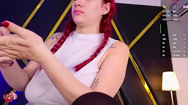 Snapshot of EmmaaCastro chatting on December 2025 12:10:02 PM EmmaaCastro online show from December 2025 12:10:02 PM