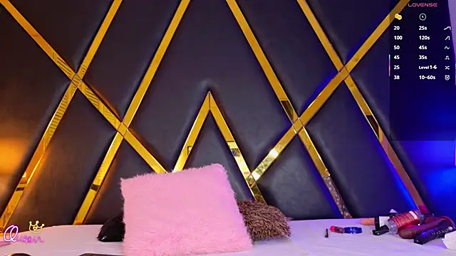 Snapshot of EmmaaCastro chatting on February 2026 01:39:01 PM EmmaaCastro online show from February 2026 01:39:01 PM