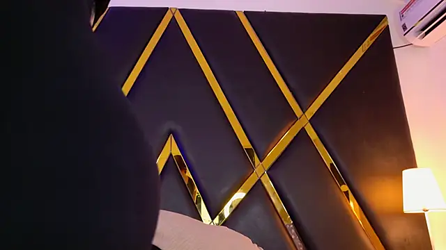 Snapshot of EmmaaCastro chatting on February 2026 11:15:02 AM EmmaaCastro online show from February 2026 11:15:02 AM