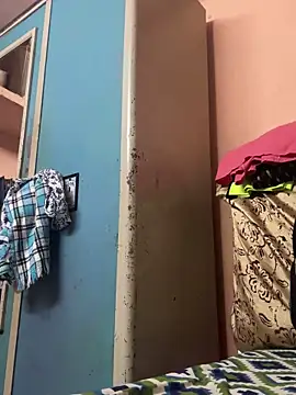 Snapshot of crazy111girl chatting on November 2025 08:46:02 AM crazy111girl online show from November 2025 08:46:02 AM