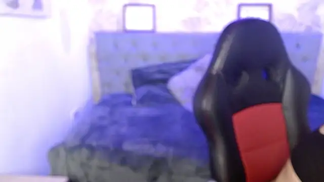 Nyxie tk online show from October 2025 08:07:01 PM