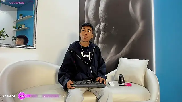 ender h0t online show from November 2025 01:55:01 PM