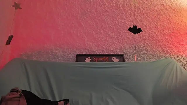 Snapshot of zeus_blaze chatting on October 2025 04:53:02 AM zeus blaze online show from October 2025 04:53:02 AM