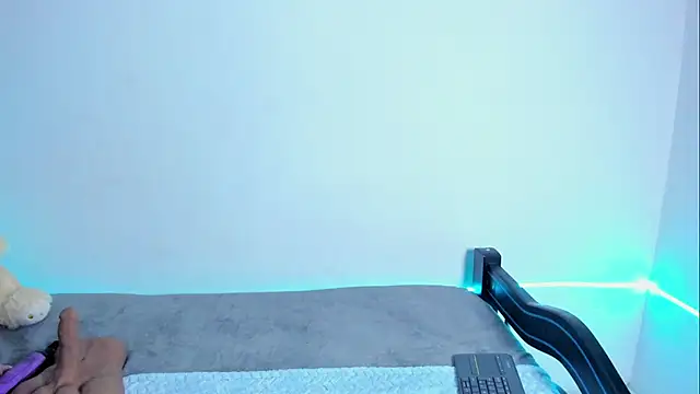 Im naho online show from March 2026 10:06:01 PM