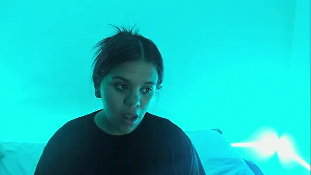 Im naho online show from April 2026 07:30:02 PM