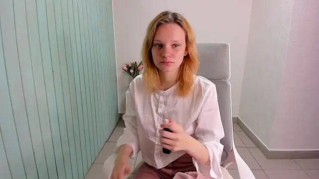 Elieiza xo online show from September 2025 05:07:01 AM