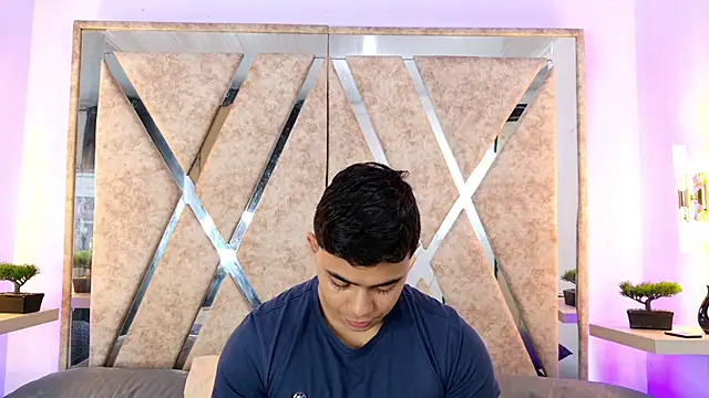 jayd muscle online show from December 2025 03:44:02 AM