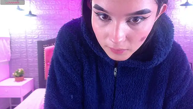 Natalie loffreda online show from January 2026 03:34:01 AM