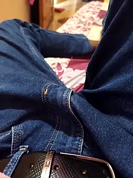 Snapshot of Alimbaby chatting on October 2025 09:37:01 AM Alimbaby online show from October 2025 09:37:01 AM