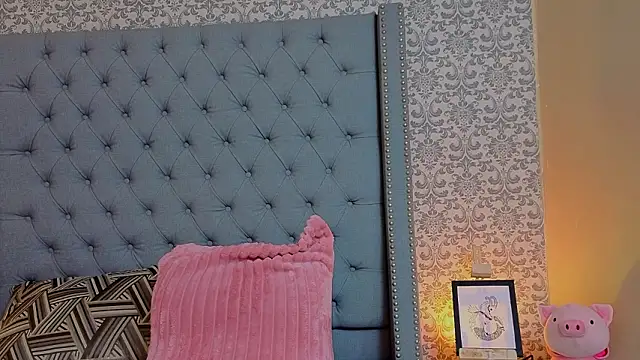 Abby roussee online show from February 2026 09:30:02 PM