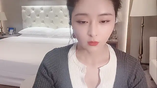 Ianxuan online show from November 2025 06:56:02 AM