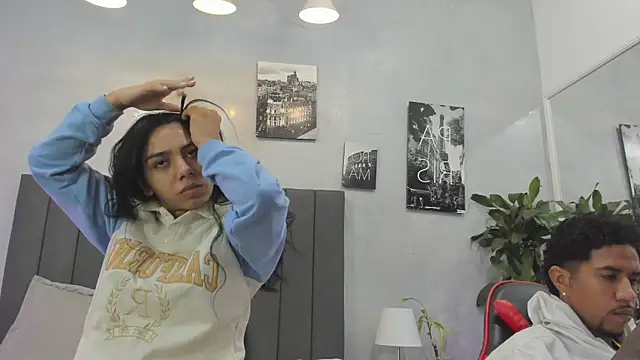 violet and myers online show from September 2025 11:26:01 AM