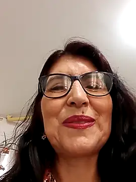 swity foster online show from December 2025 02:00:02 PM