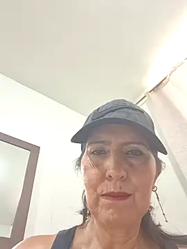Snapshot of swity_foster chatting on May 2026 05:31:01 PM swity foster online show from May 2026 05:31:01 PM