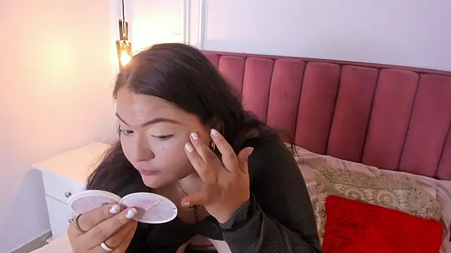 Tessa Sinclaire online show from January 2026 08:11:02 PM