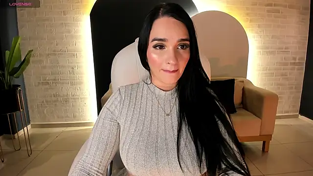 NovaSpencer online show from September 2025 06:40:01 PM