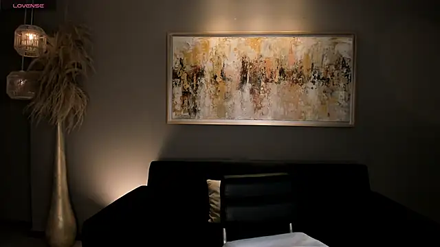 Snapshot of VeronicaBlue chatting on December 2025 10:13:01 AM VeronicaBlue online show from December 2025 10:13:01 AM