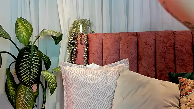 Ashley Monroe online show from November 2025 11:43:02 AM