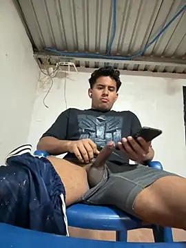 Snapshot of Johnxxx22 chatting on November 2025 08:14:02 AM Johnxxx22 online show from November 2025 08:14:02 AM