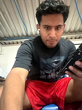 Snapshot of Johnxxx22 chatting on November 2025 08:35:01 AM Johnxxx22 online show from November 2025 08:35:01 AM