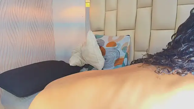 Vero Temptation online show from November 2025 12:07:01 PM