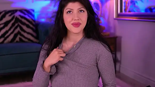 AlenaCapricious online show from November 2025 06:10:01 PM