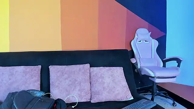 Maylu Fox online show from January 2026 12:53:01 PM