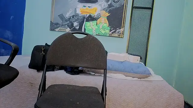 DylanGuss online show from November 2025 12:07:01 PM