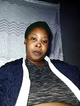 Snapshot of OCEANSQUITERXXX chatting on October 2025 06:13:02 AM OCEANSQUITERXXX online show from October 2025 06:13:02 AM