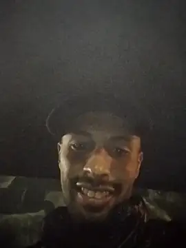 Snapshot of Gabriesex chatting on October 2025 03:49:02 AM Gabriesex online show from October 2025 03:49:02 AM