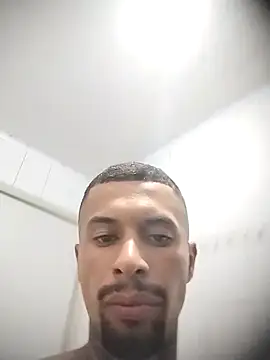 Snapshot of Gabriesex chatting on October 2025 11:29:02 PM Gabriesex online show from October 2025 11:29:02 PM