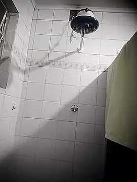 Snapshot of Gabriesex chatting on October 2025 09:44:01 PM Gabriesex online show from October 2025 09:44:01 PM