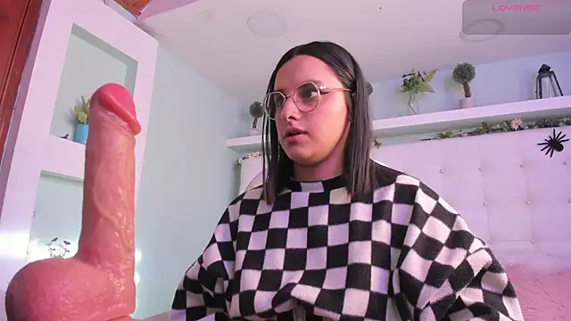 Snapshot of paulha_miller chatting on November 2025 12:15:01 PM paulha miller online show from November 2025 12:15:01 PM