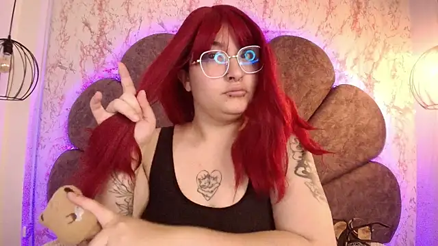 Lilith curvy online show from November 2025 07:19:01 PM