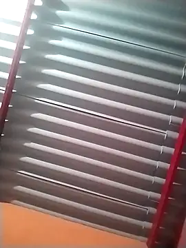 KingMaxiZ online show from October 2025 06:05:01 AM