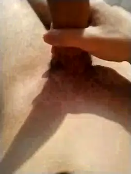 KingMaxiZ online show from December 2025 05:49:02 AM