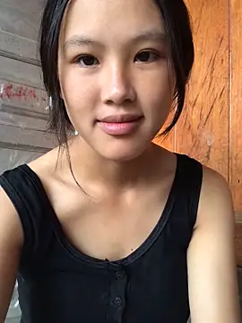 Snapshot of May_nhi chatting on September 2025 02:22:02 AM May nhi online show from September 2025 02:22:02 AM