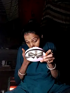 Pinki thakur 1 online show from February 2026 06:03:01 PM